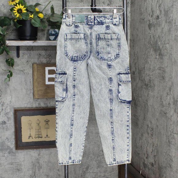 NWT Wild Fable Straight Leg Ankle Length Cargo Jeans W1487GTY 0 Acid Wash Blue - Picture 2 of 5